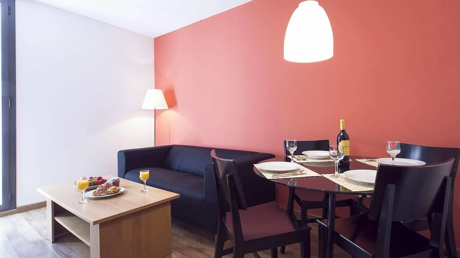 Inside Barcelona Apartments Sants Espanha