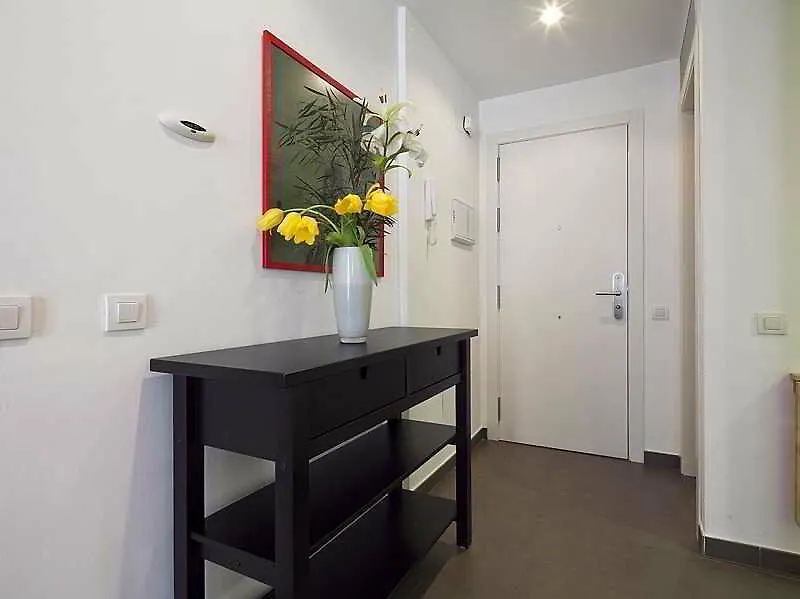 Inside Barcelona Apartments Sants